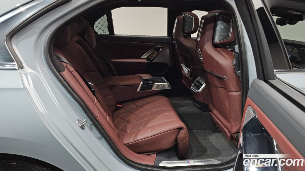 BMW 7-Series 740i sDrive M Sport, 2023