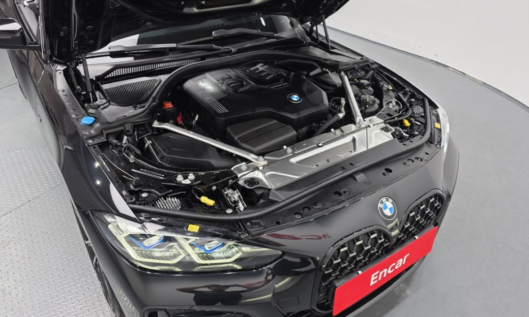 BMW 4-Series 420i M Sport Convertible, 2024