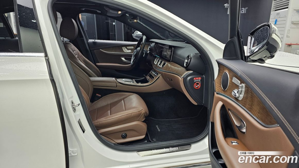 Mercedes-Benz E-Class E250 Avantgarde, 2022
