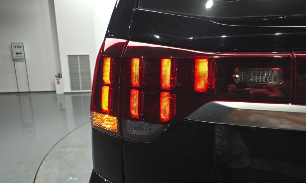 Kia Mohave Diesel 3.0 4WD 6-Seater, 2023