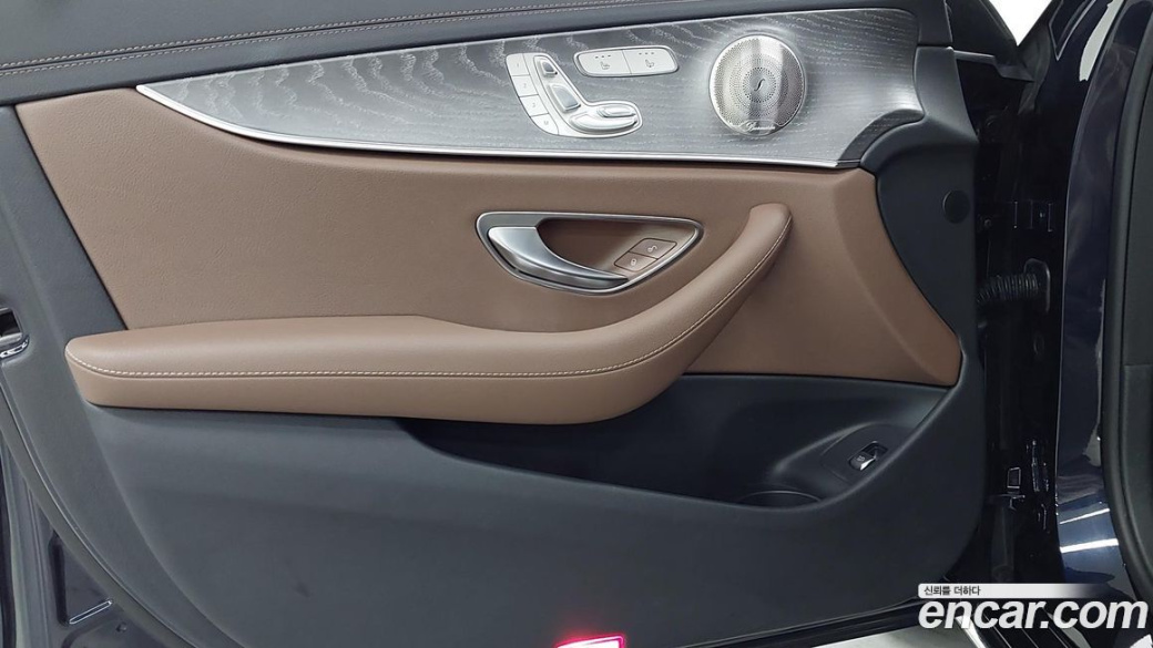 Mercedes-Benz E-Class E350 4MATIC Exclusive, 2023