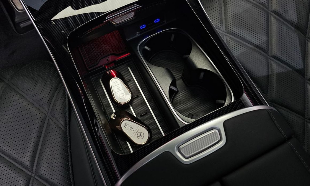 Mercedes-Benz S-Class Maybach S580 4MATIC, 2025