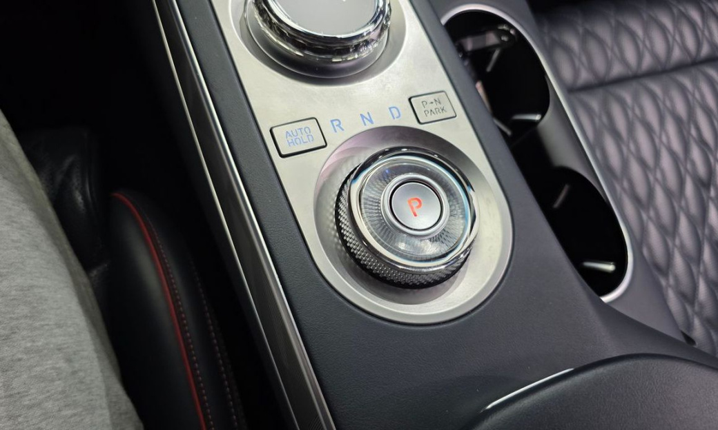 Genesis GV70 2.5T Gasoline 2WD, 2022