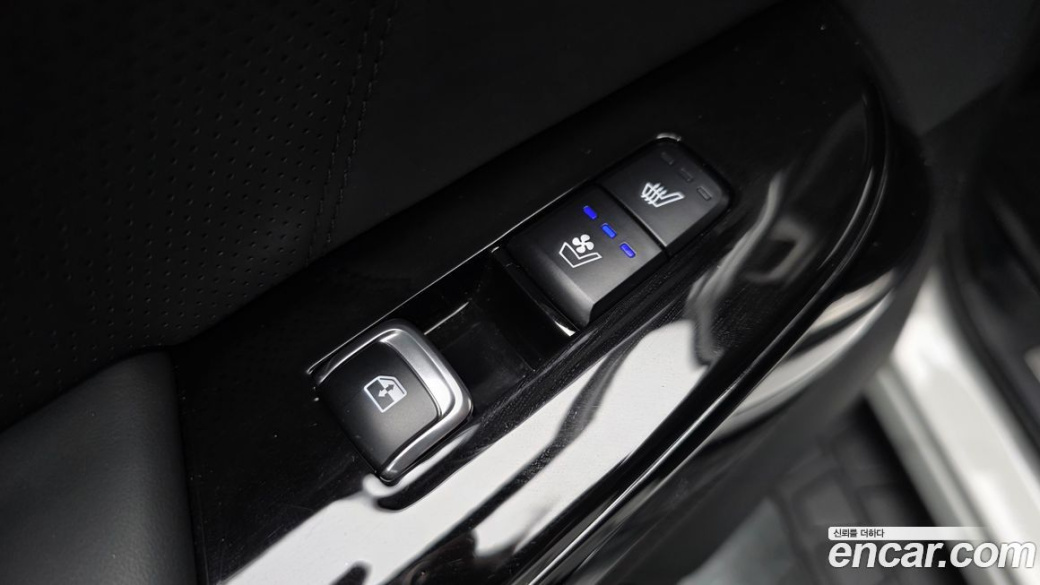 Kia Mohave Diesel 3.0 4WD 6-Seater, 2024