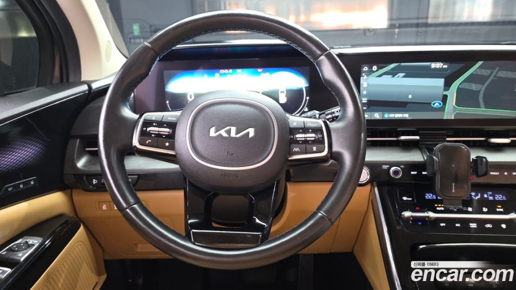 Kia Carnival 9-Seater Signature, 2022