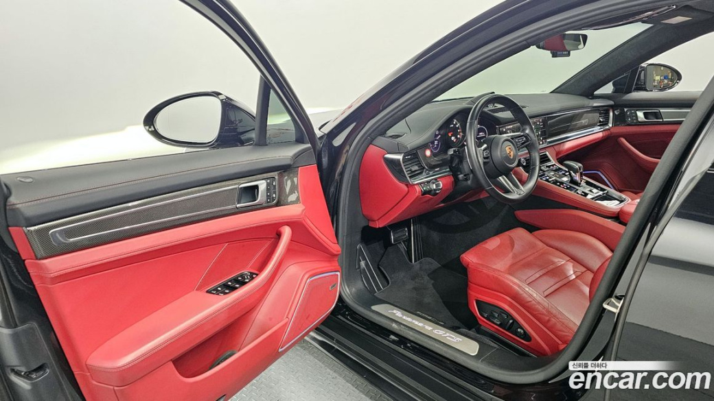 Porsche Panamera 4.0 GTS, 2022