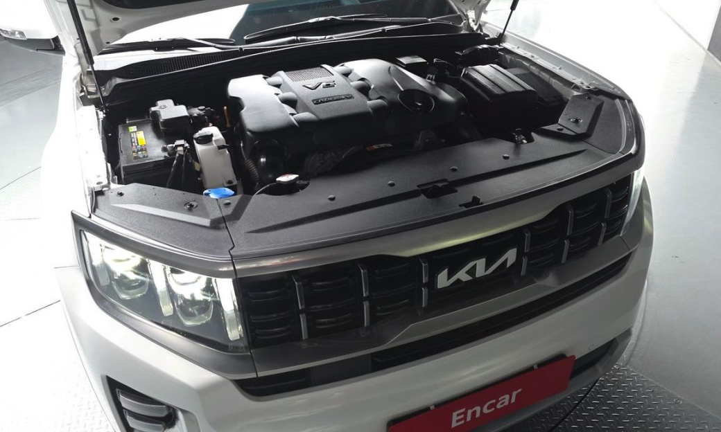 Kia Mohave Diesel 3.0 4WD 5-Seater, 2022