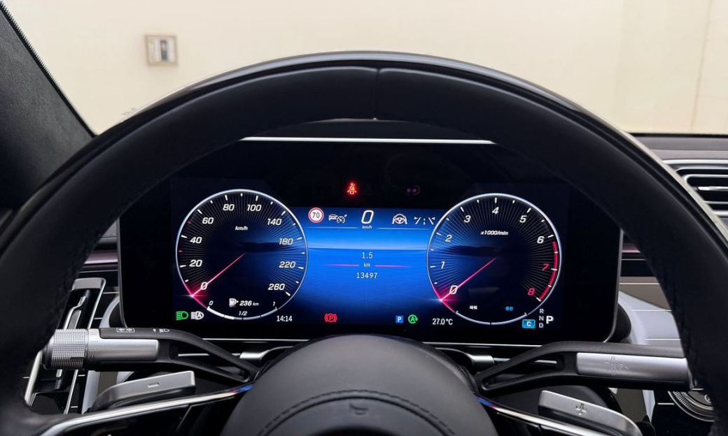 Mercedes-Benz S-Class S580L 4MATIC, 2025