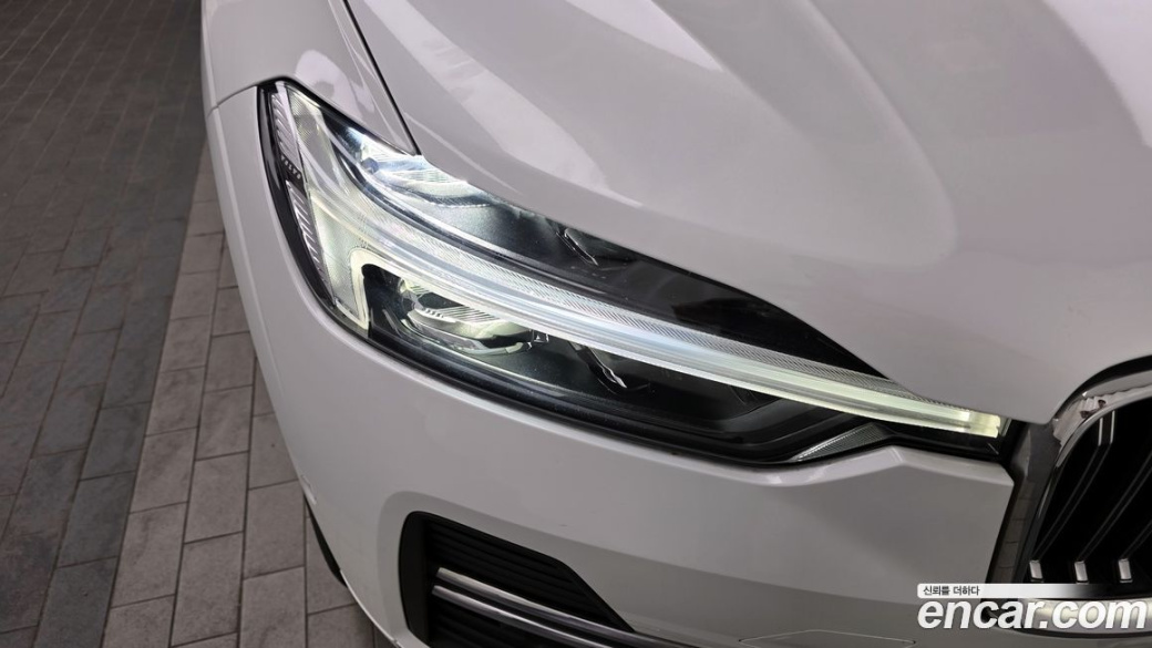 Volvo XC60 B6 Ultimate Bright, 2023