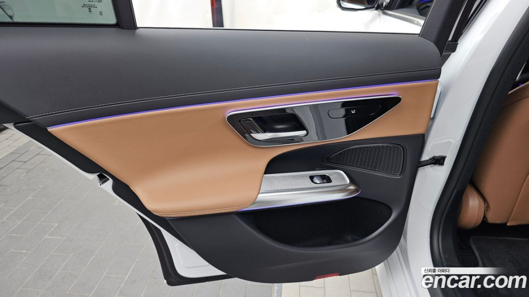 Mercedes-Benz E-Class E200 Avantgarde, 2024
