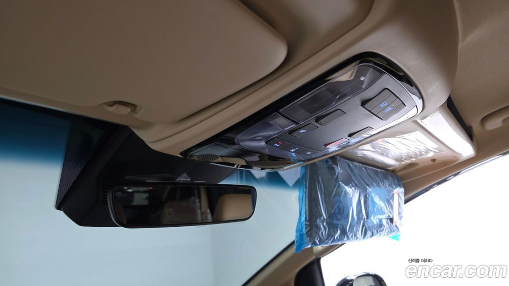 Hyundai Staria Cargo 5-Seater, 2025