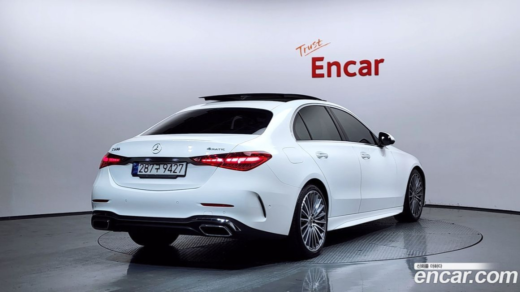Mercedes-Benz C-Class C300 4MATIC AMG Line, 2023