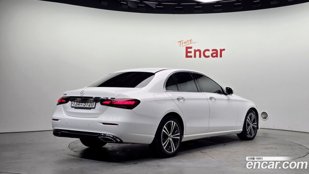 Mercedes-Benz E-Class E250 Avantgarde, 2022