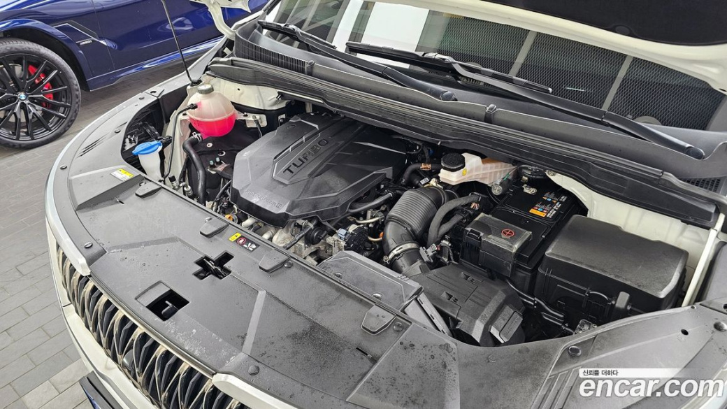 Kia Carnival 9-Seater Signature, 2023