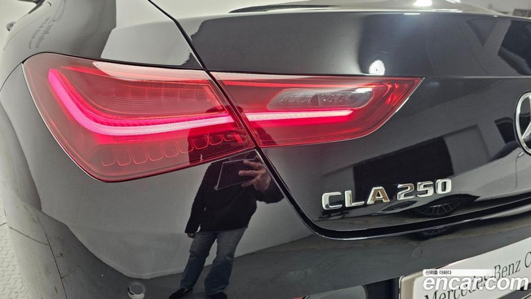 Mercedes-Benz CLA-Class CLA250 4MATIC, 2025