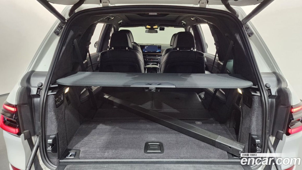 BMW X7 M60i xDrive M sport 6STR, 2025