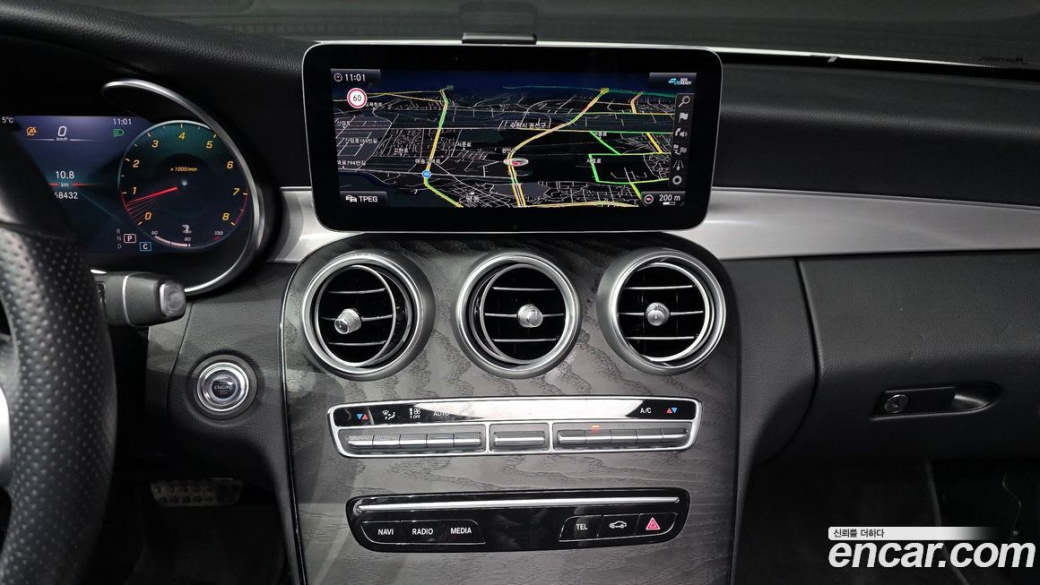Mercedes-Benz C-Class C200 Cabriolet, 2021