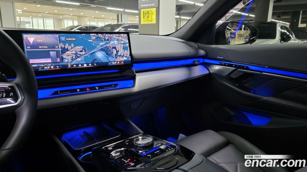 BMW 5-Series 530i xDrive M Sport, 2025