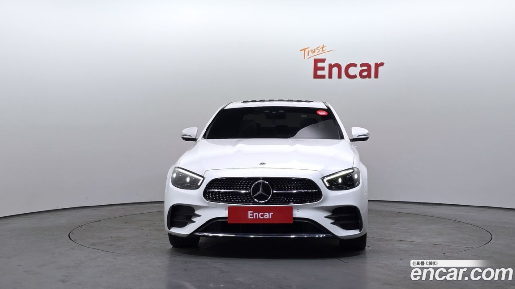 Mercedes-Benz E-Class E220d 4MATIC AMG Line, 2023