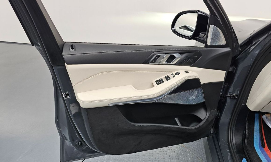 BMW X5 xDrive 40i M Sport, 2025