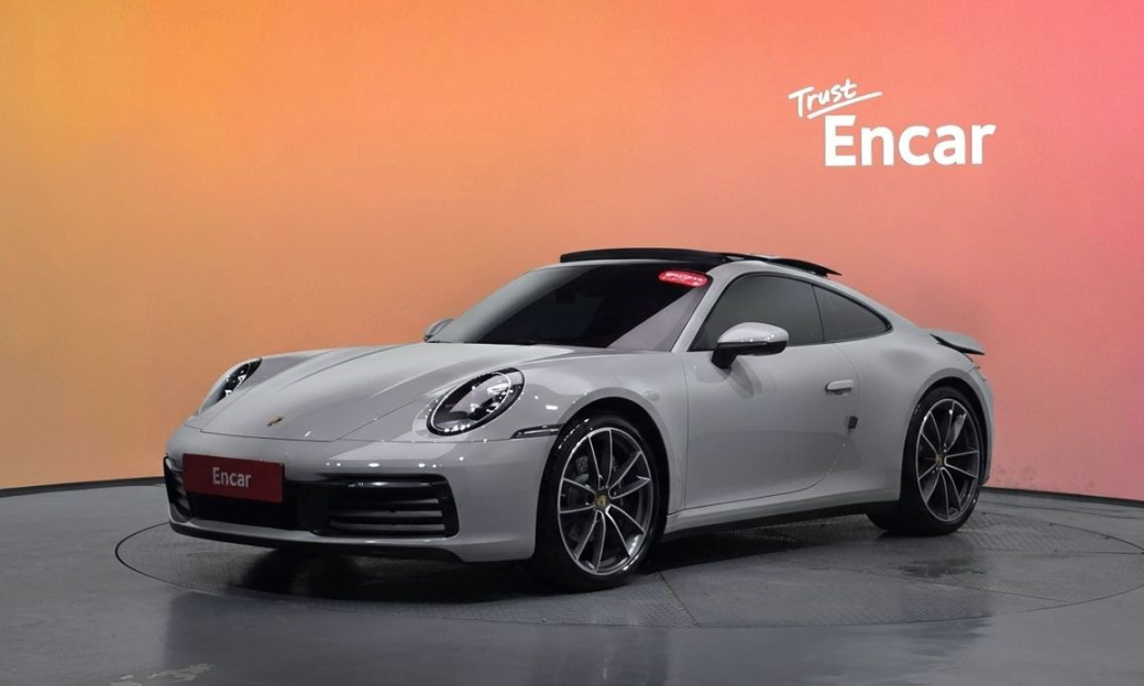 Porsche 911 Carrera, 2024