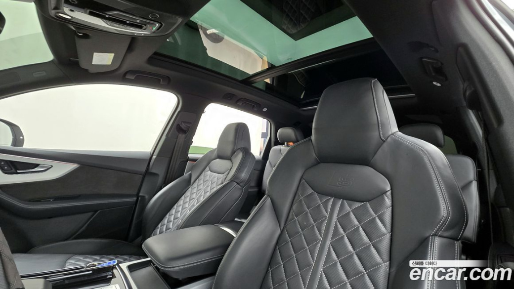 Audi Q7 55 TFSI Quattro Premium, 2022