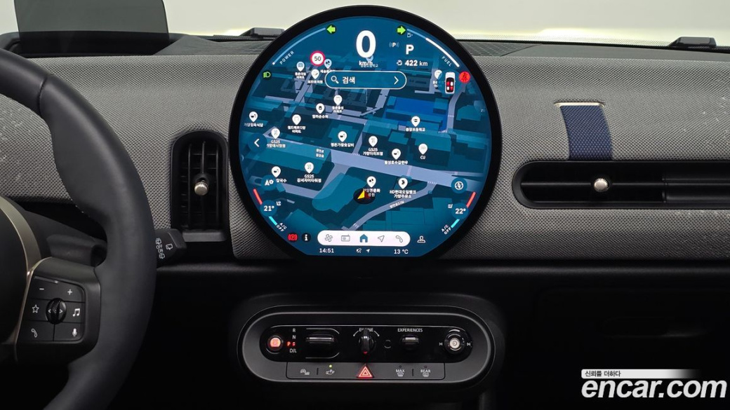 Mini Cooper Favoured, 2025