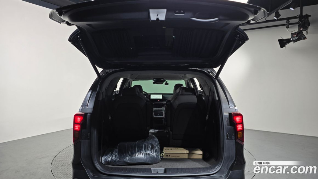 Kia Carnival 9-Seater Noblesse, 2025
