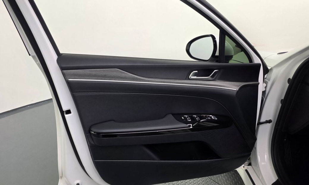 Kia K5 2.0, 2024