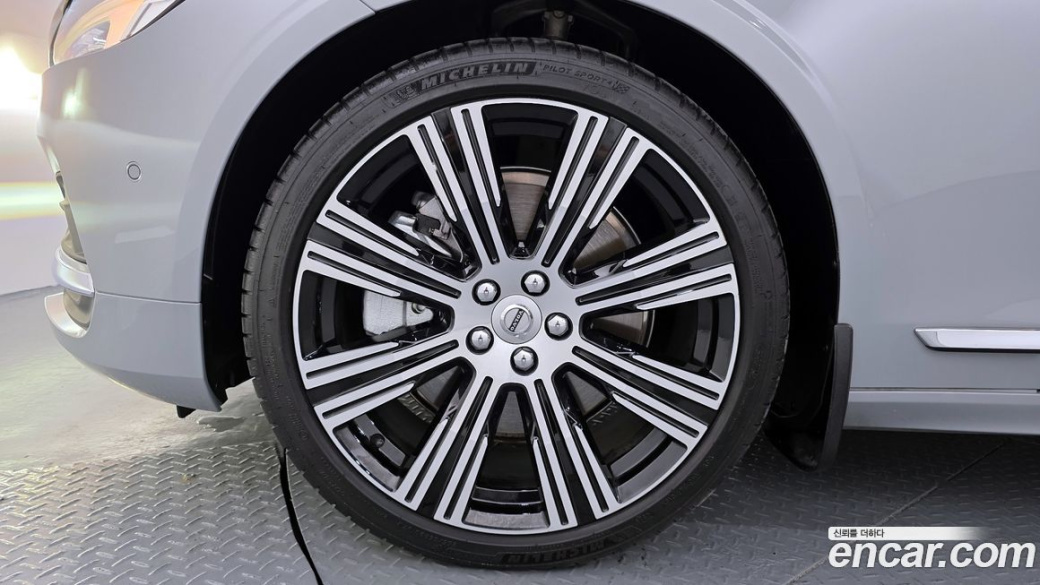 Volvo S90 B6 AWD Ultra Bright, 2025
