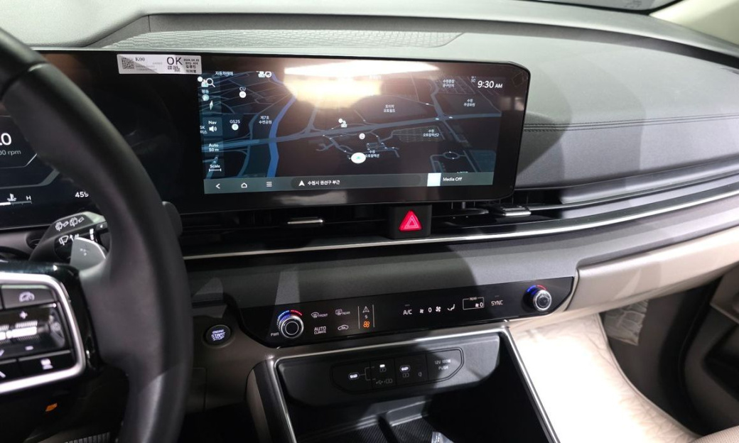 Kia Carnival 9-Seater Noblesse, 2025