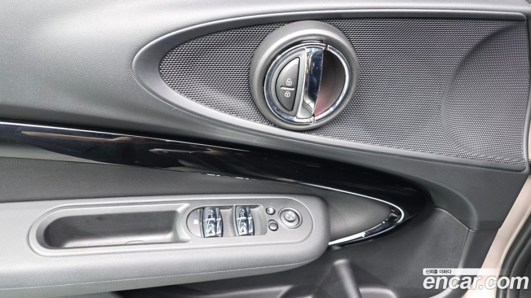 Mini Clubman Classic, 2024
