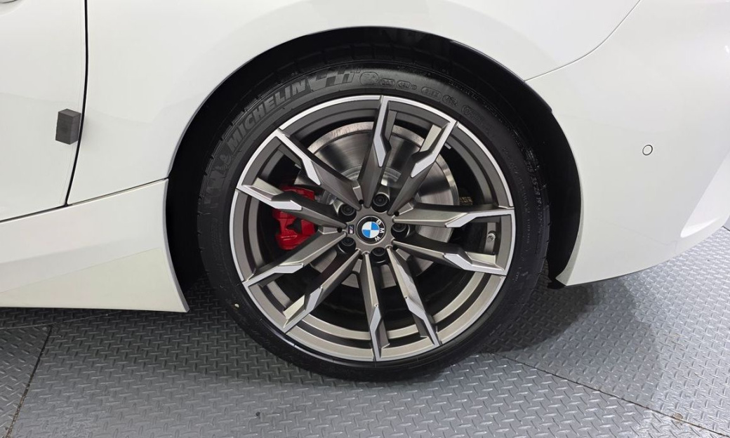 BMW Z4 M40i, 2025