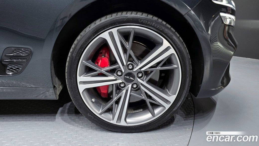 Genesis G70 Gasoline 2.5T 4WD, 2024