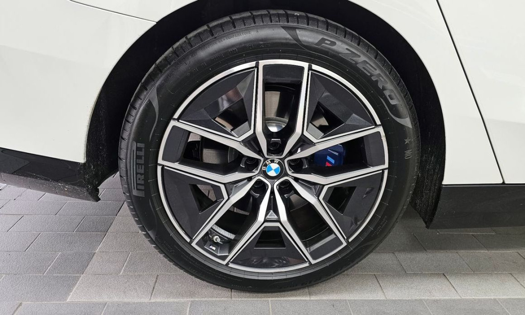 BMW 5-Series 520i M Sport, 2024