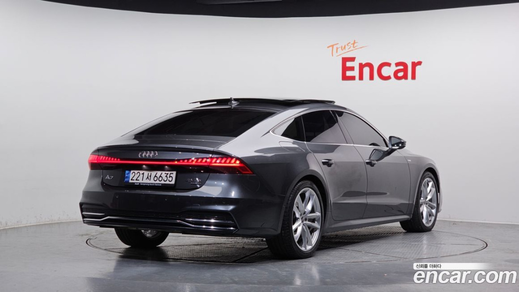 Audi A7 45 TDI Quattro Premium, 2022