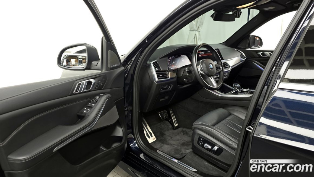BMW X5 xDrive 40i M Sport, 2023