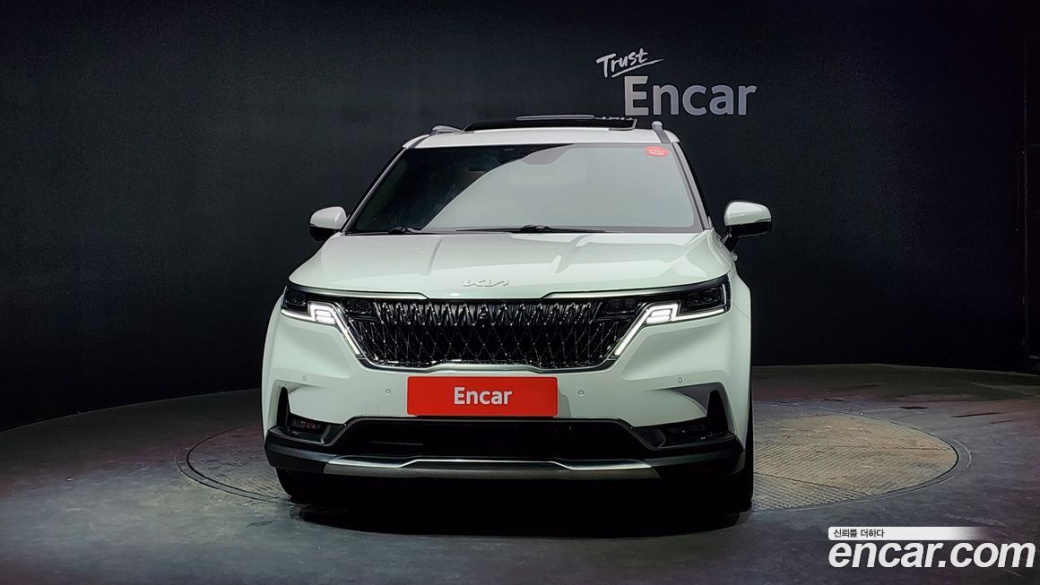 Kia Carnival 9-Seater Signature, 2023