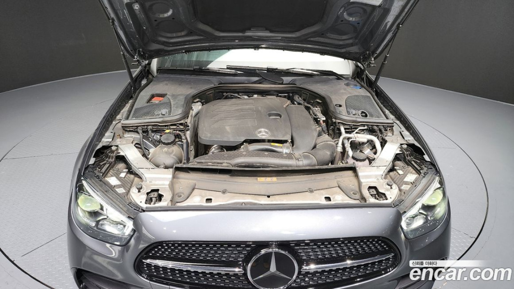 Mercedes-Benz E-Class E350 4MATIC AMG Line, 2022