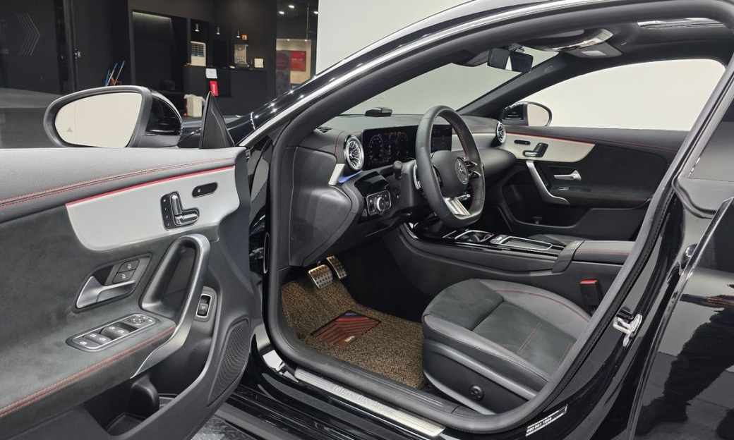 Mercedes-Benz CLA-Class CLA250 4MATIC, 2024