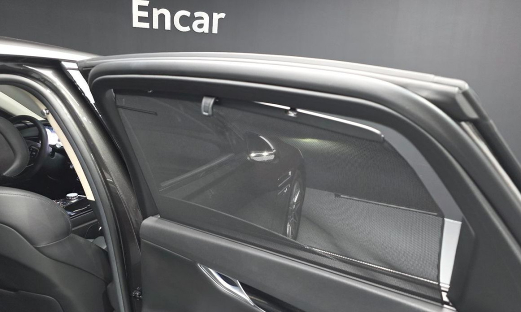 Genesis G80 Gasoline 2.5 Turbo AWD, 2025