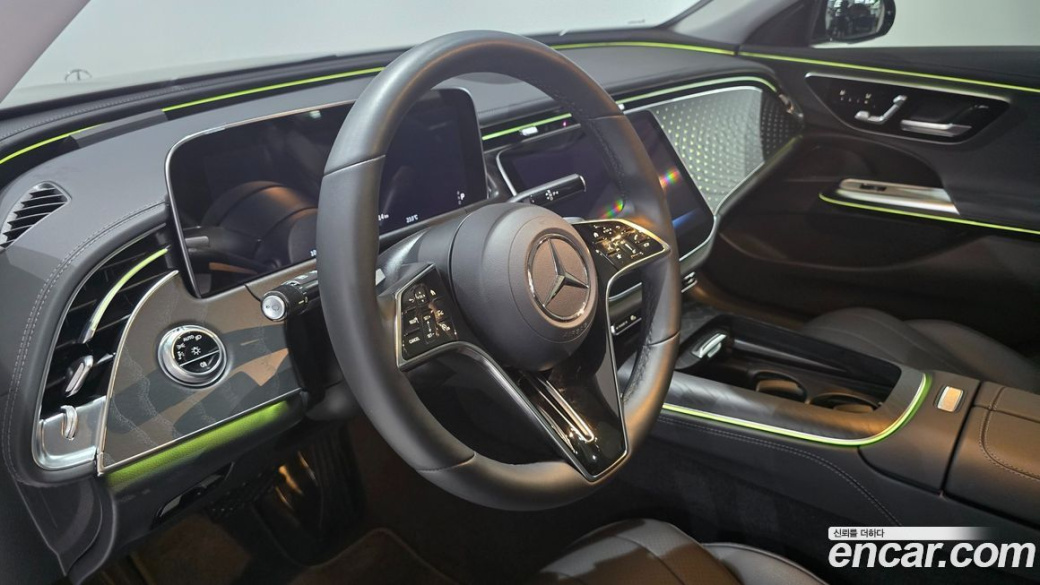 Mercedes-Benz E-Class E220d 4MATIC Exclusive, 2024