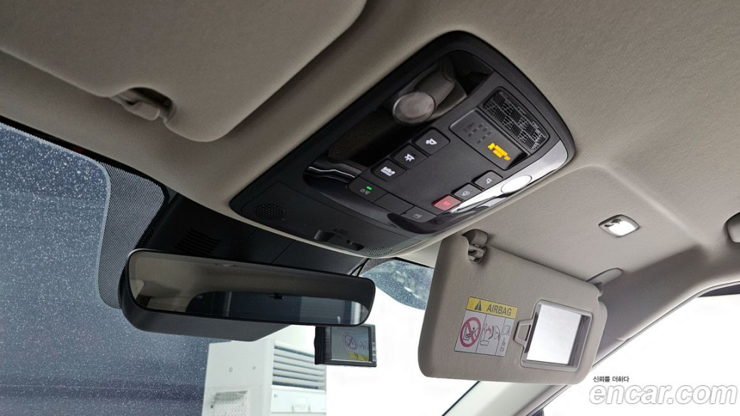 Kia Carnival 9-Seater Prestige, 2024