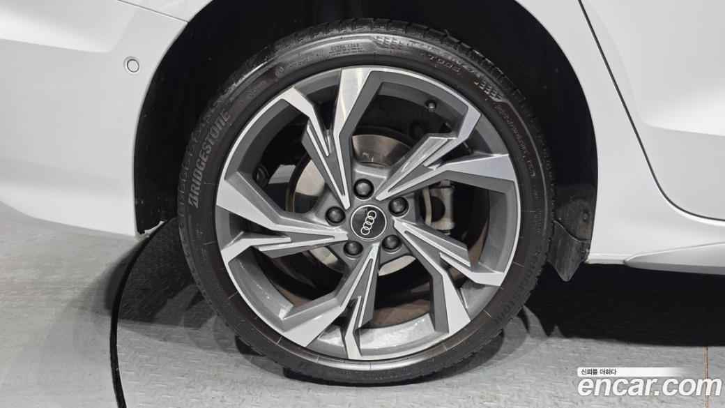 Audi A3 40 TFSI Premium, 2022