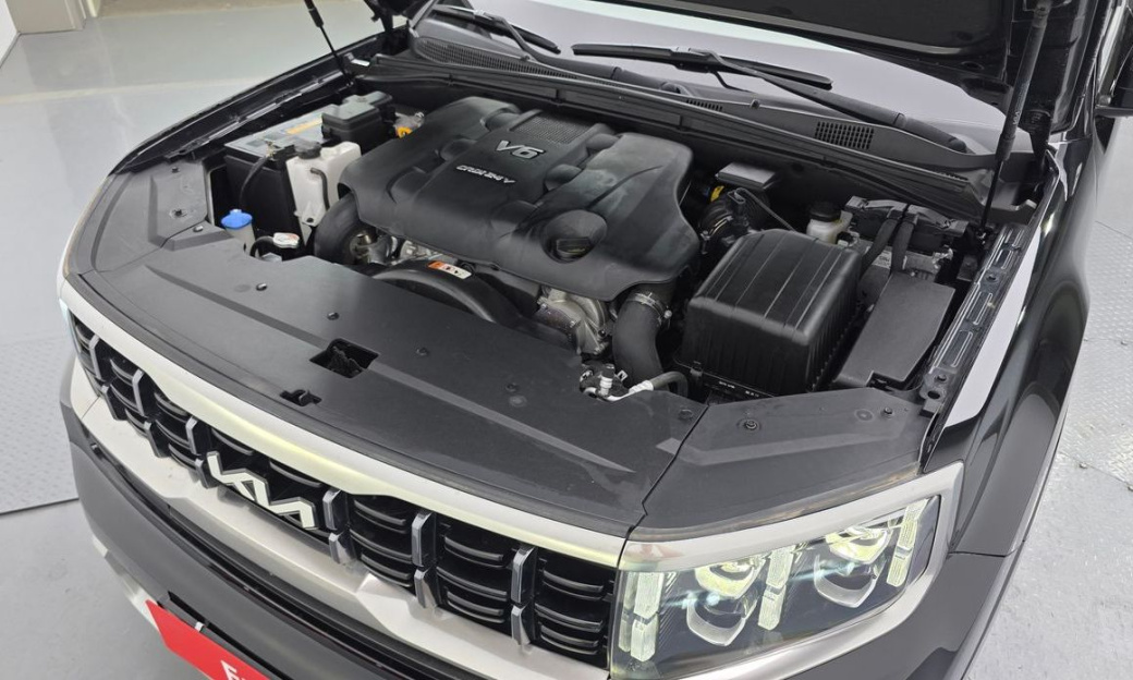 Kia Mohave Diesel 3.0 4WD 6-Seater, 2022