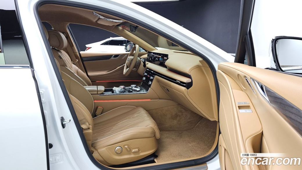 Genesis G80 Gasoline 2.5 Turbo AWD, 2025