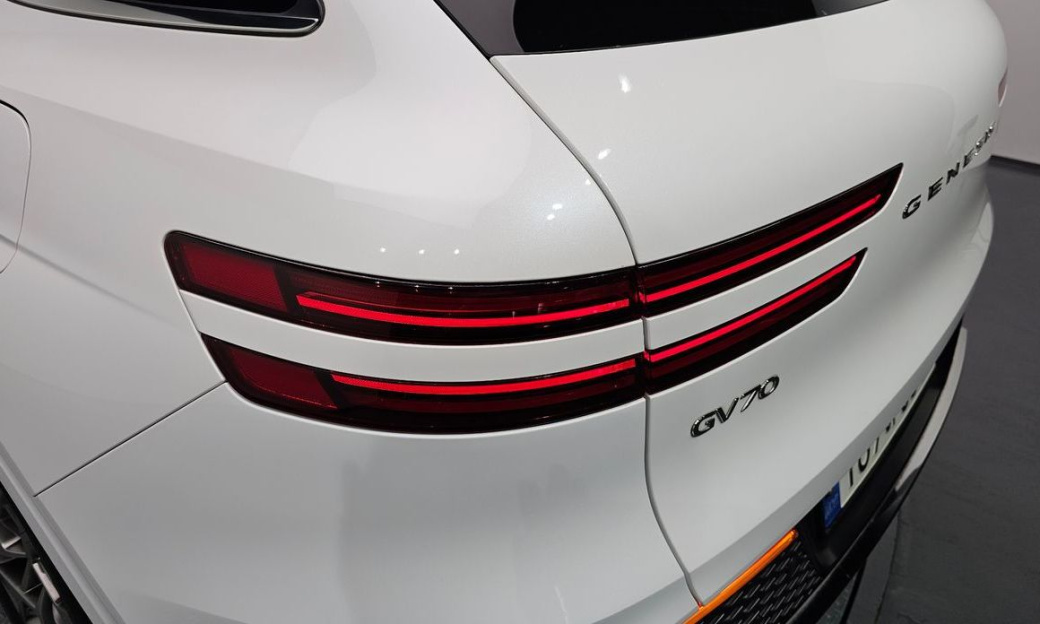 Genesis GV70 2.5T Gasoline 2WD, 2023