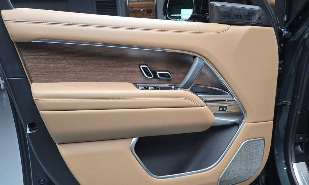 Land Rover Range Rover P530 Autobiography Long Wheel Base, 2024