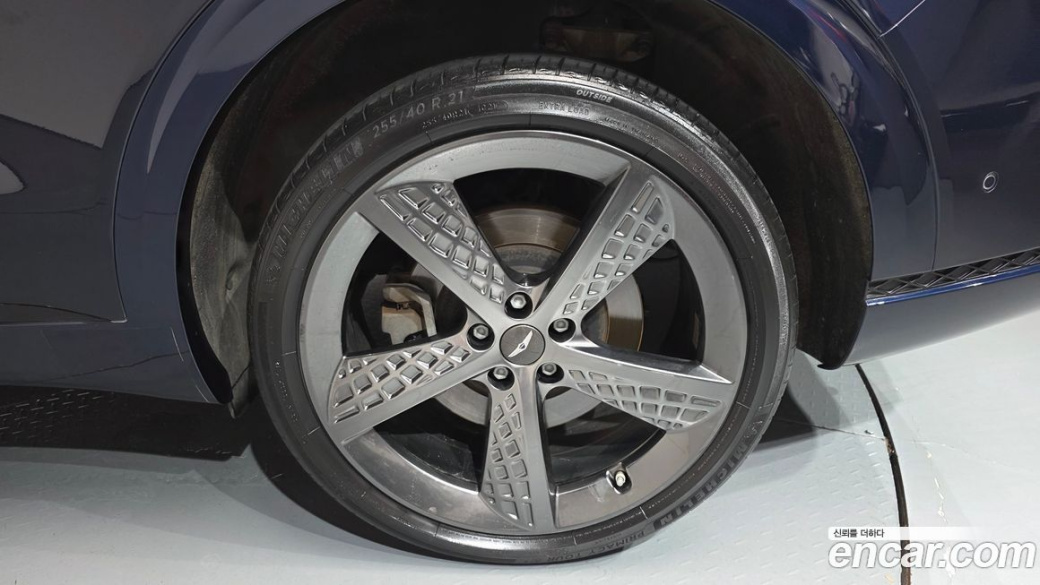 Genesis GV70 2.5T Gasoline 2WD, 2021
