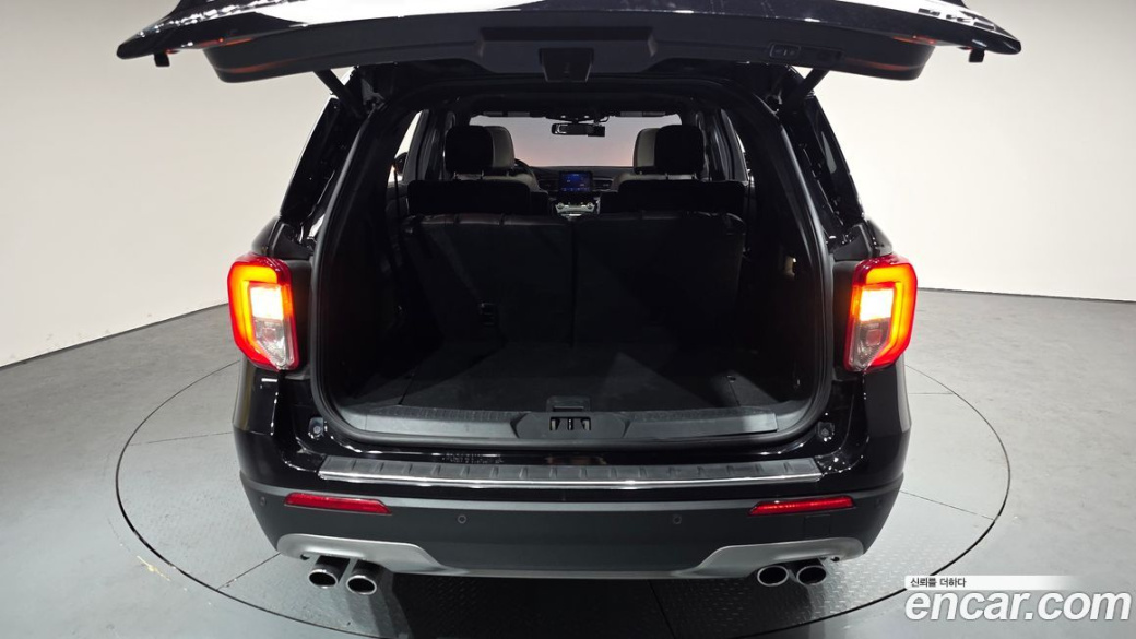 Ford Explorer 3.0 Platinum 4WD, 2022